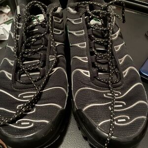 Nike Black and White Sneakers